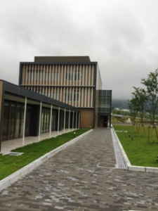 箕面キャンパス_20160713_037　外観