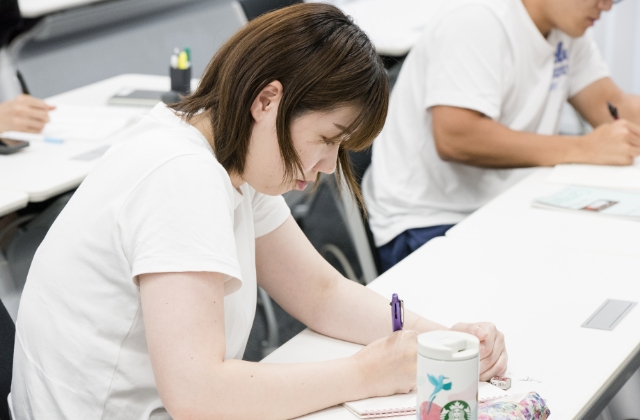 履正社の人。佐藤 秀典